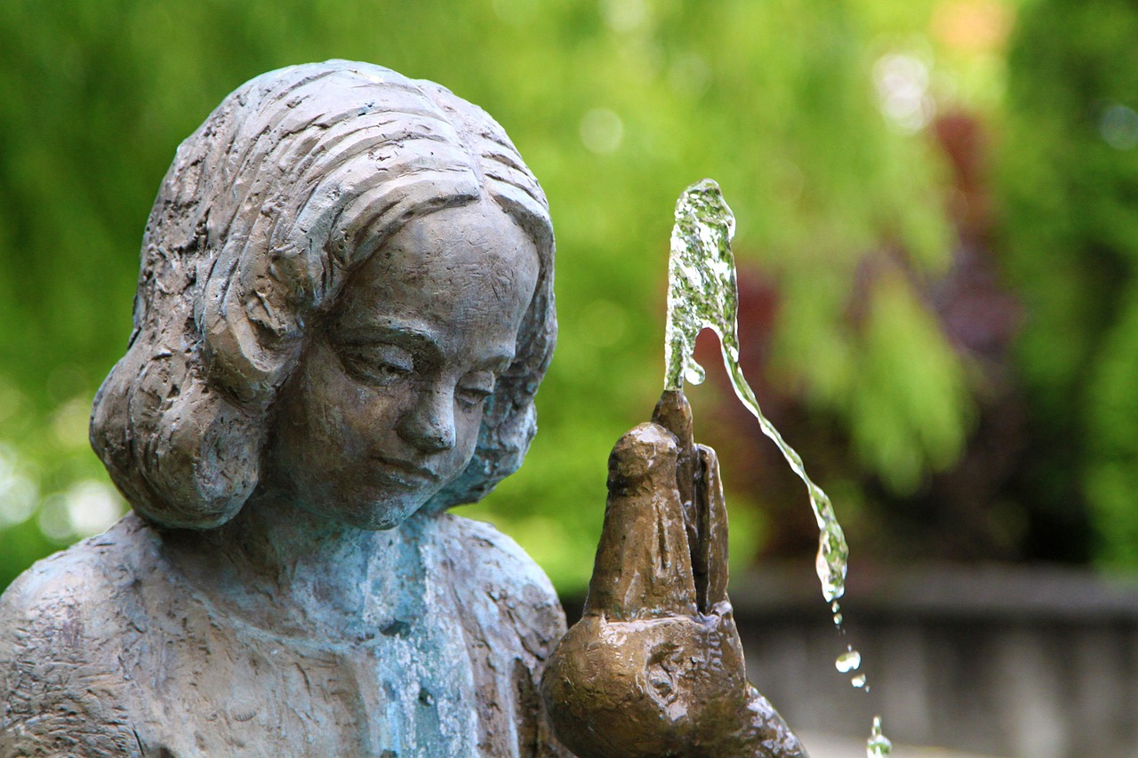 Fountain, nature, angel — Dr. Lauren Papa on Integrative Strategies for Chronic Pain Relief