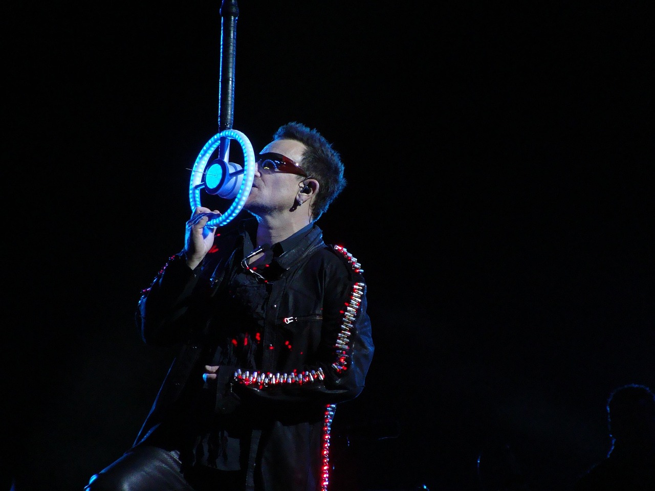 Paul david hewson, singer, bono — The Chance to Play High-Stakes Baccarat and Win Big